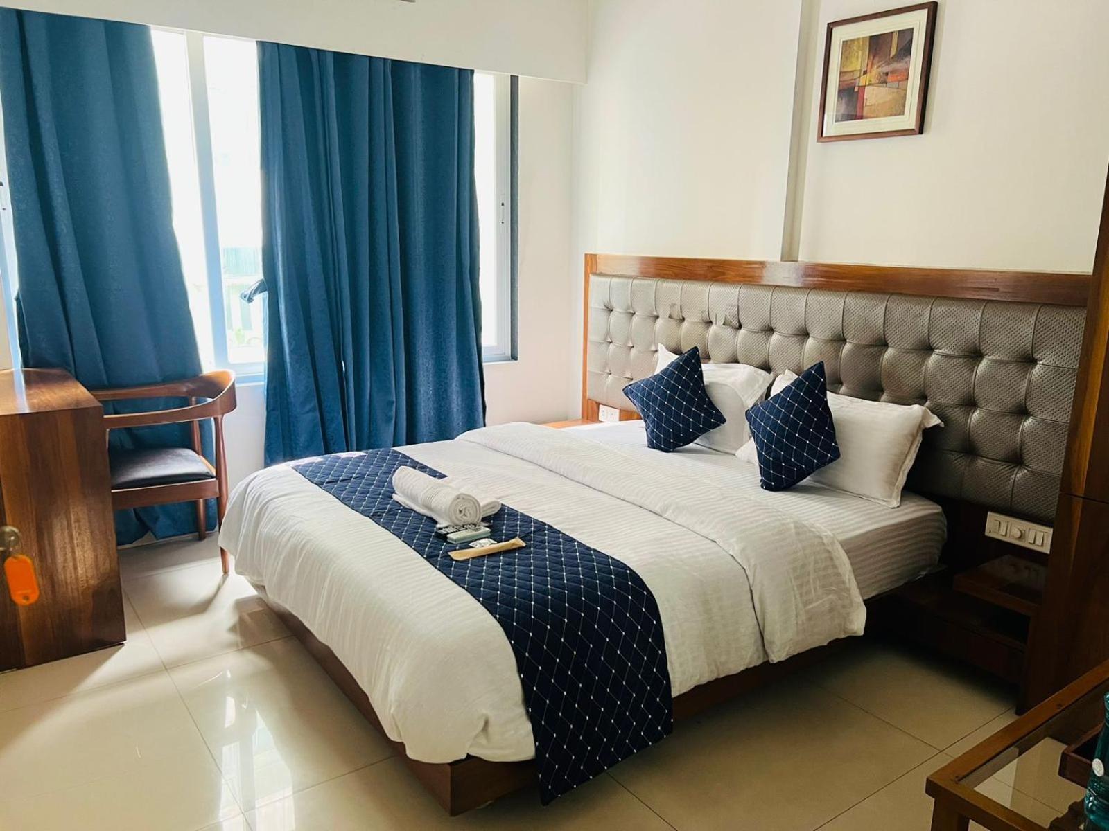 Luna Spaces- Near Mumbai International Airport Bombaim Exterior foto
