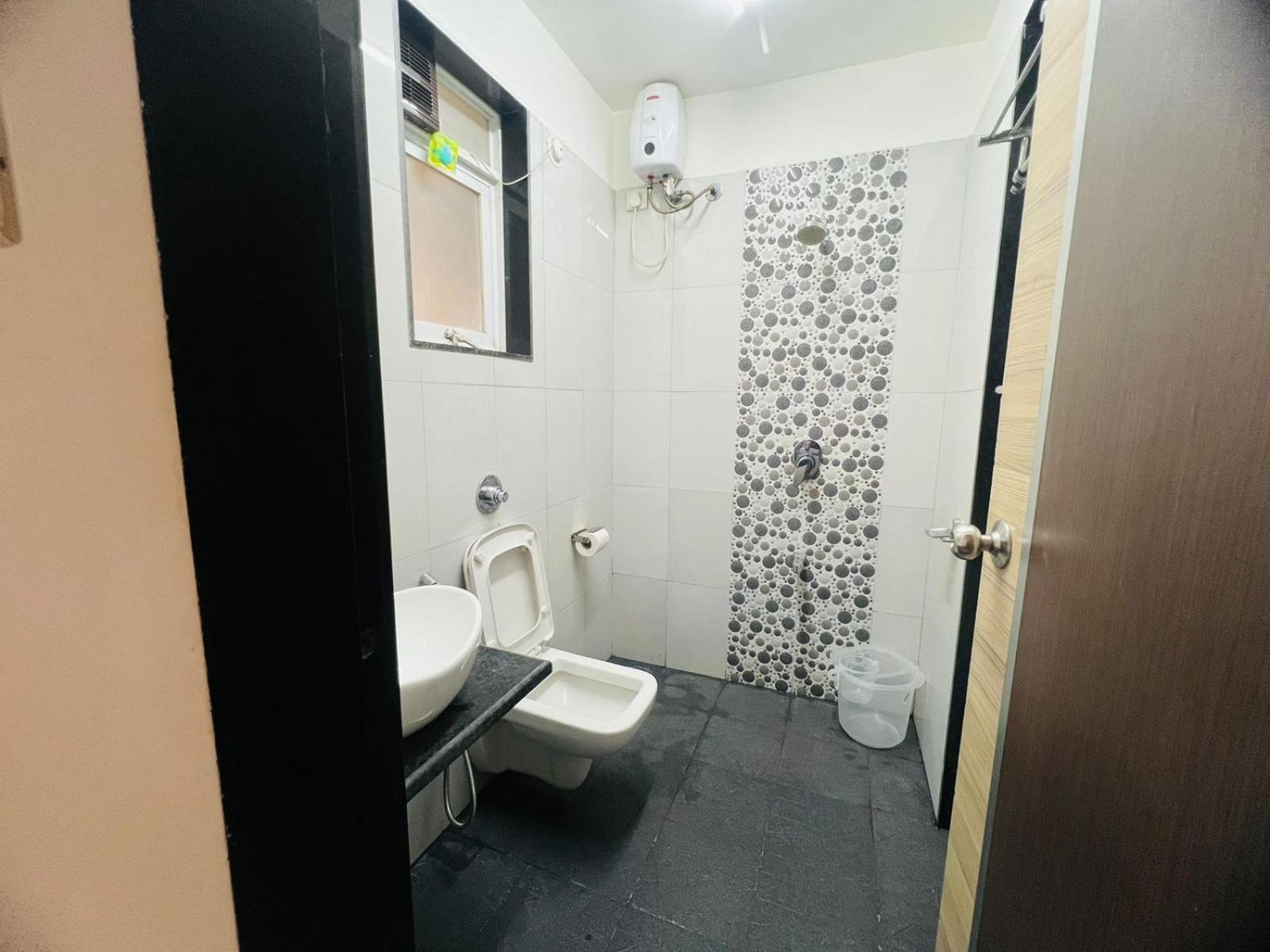 Luna Spaces- Near Mumbai International Airport Bombaim Exterior foto