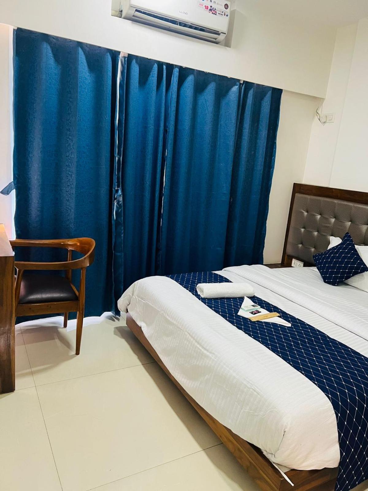 Luna Spaces- Near Mumbai International Airport Bombaim Exterior foto